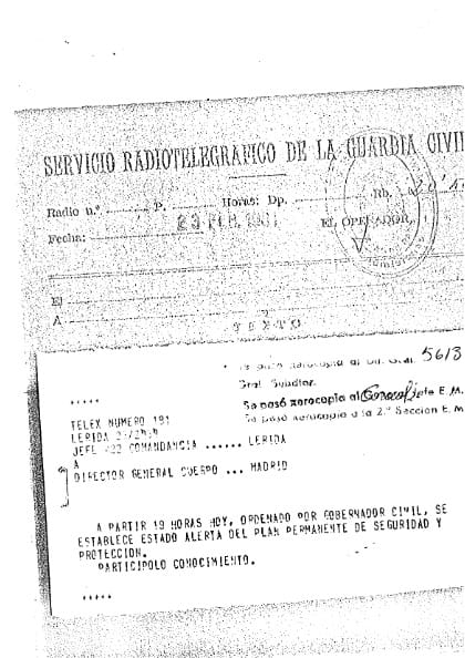 Vista previa de la primera página de 23F_8._Telex_interiores_y_de_Agencias_recibidos_en_2_Seccion_EM